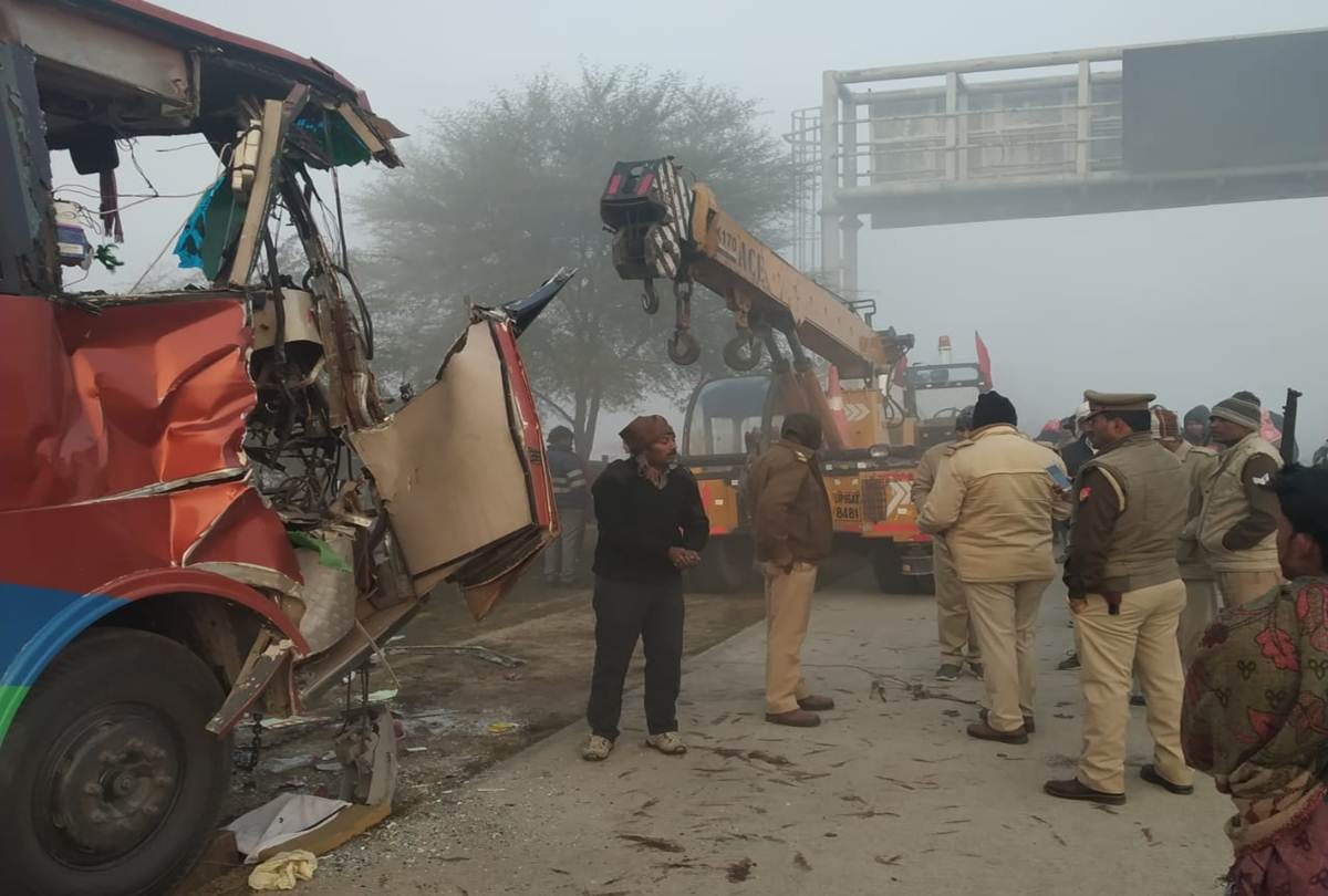 Bharat Nepal Maitri Bus Seva Accident in Yamuna Expressway