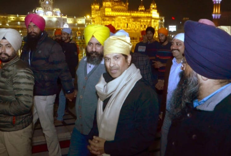 Bharat Ratna Sachin Tendulkar Visited Golden Temple Amritsar of Punjab