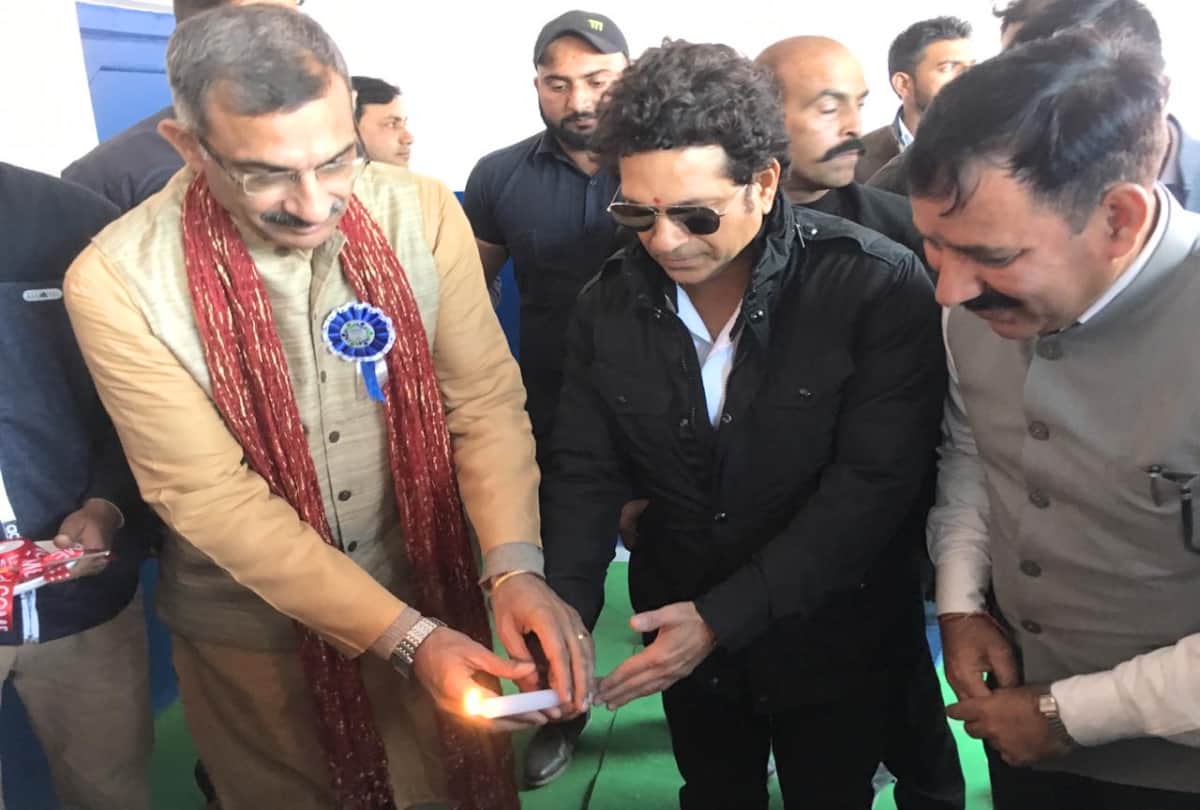 Bharat Ratna and great cricketer Sachin Tendulkar in una of himachal