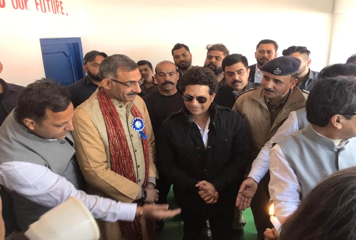 Bharat Ratna and great cricketer Sachin Tendulkar in una of himachal
