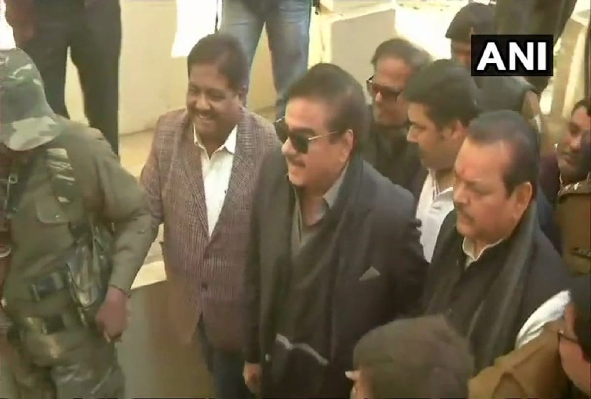 Ranchi: BJP MP shatrughan sinha congress Subodh kant shahay JMM Hemant Shoren met lalu yadav RIIMS