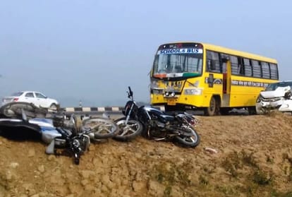 Eight vehicles collided on the National Highway due fog in Barnala