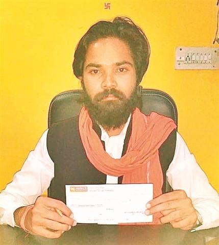Nasiruddin sent Pak check to 50,000