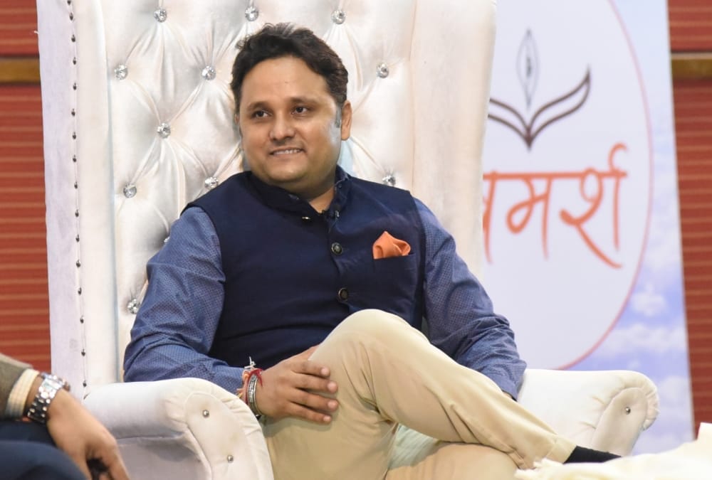 Amish Tripathi sale his 3 book Copyrights to filmmakers