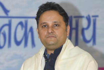 amish tripathi in yuva kumbh in lucknow.