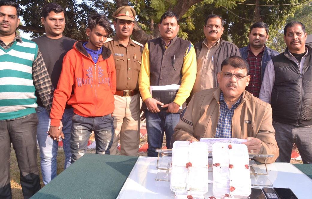 चोरी की पांच घटनाओं का खुलासा, शातिर गिरफ्तार