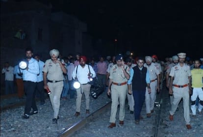 victim's family of amritsar train accident protest for Compensation