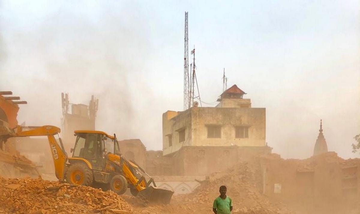 Pakke mahal area building broke by JCB