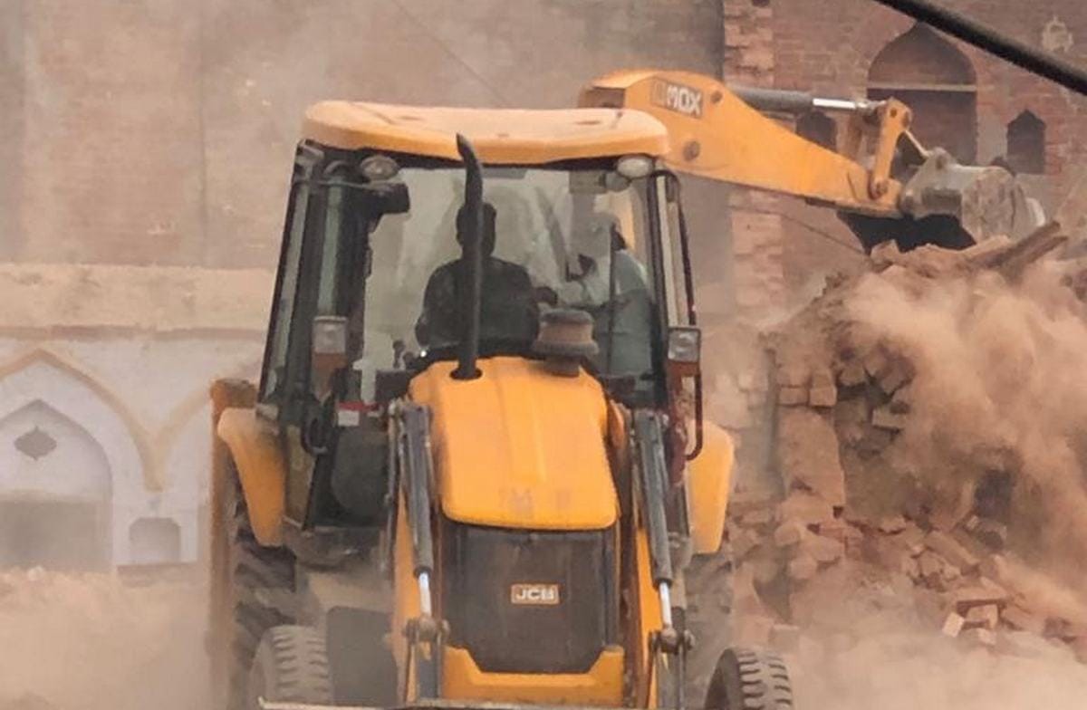 Pakke mahal area building broke by JCB