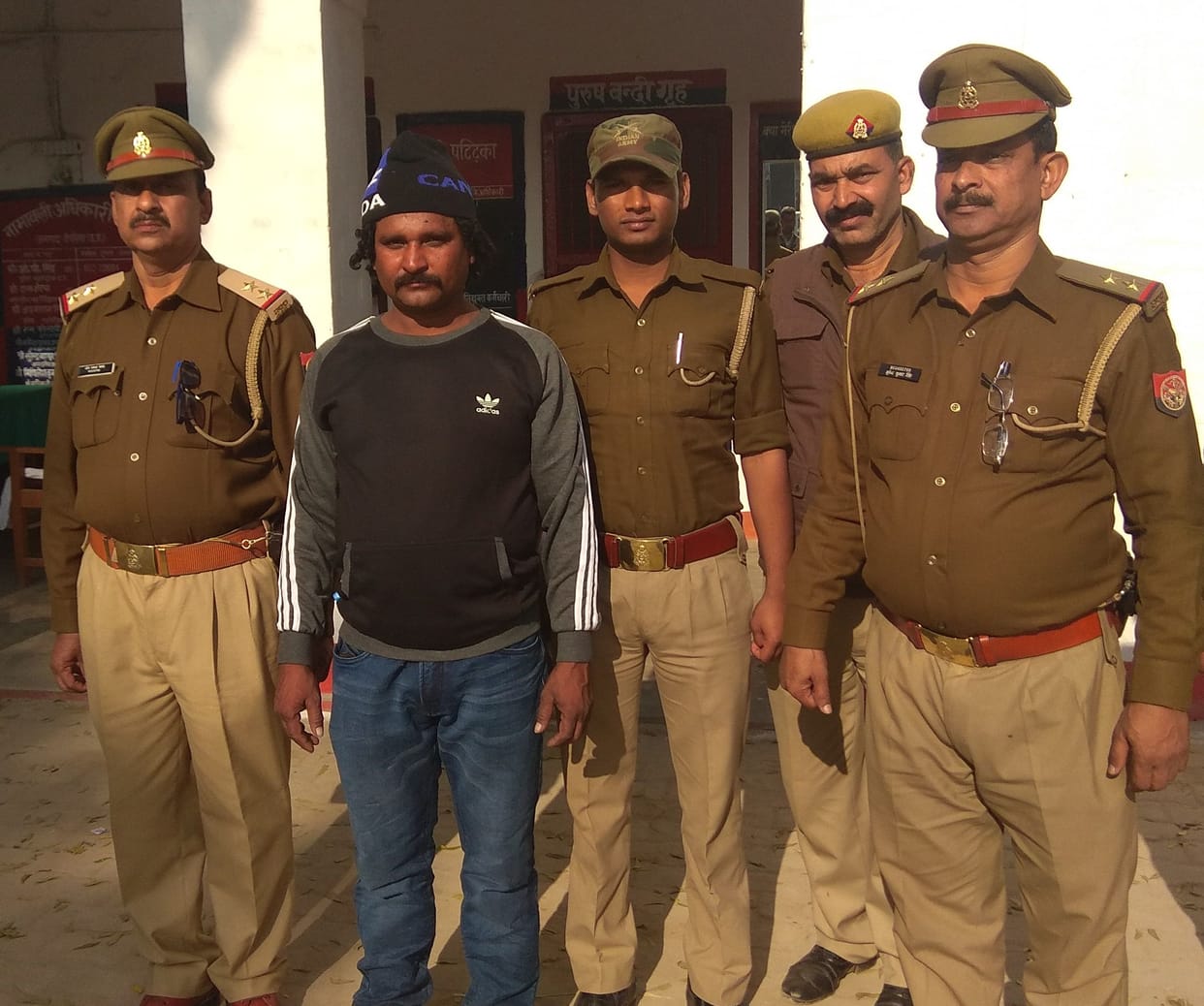 जमीन हड़पने के लिए मां ने रची बेटे के अपहरण की कहानी