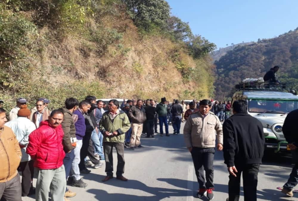 Burnt Girl student funeral in pauri emotional photos