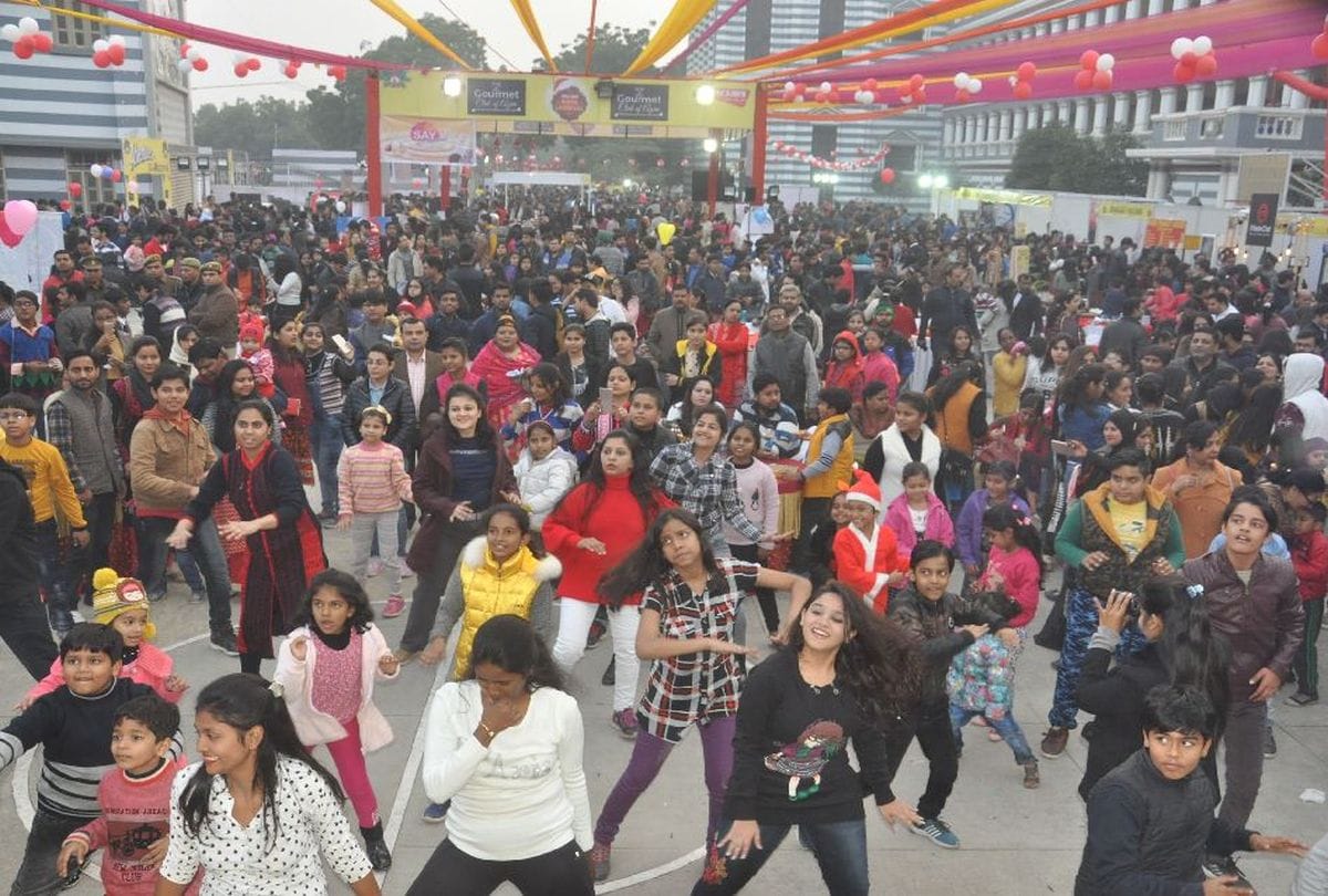 amar ujala and agra carnival celebration at St. Peters College