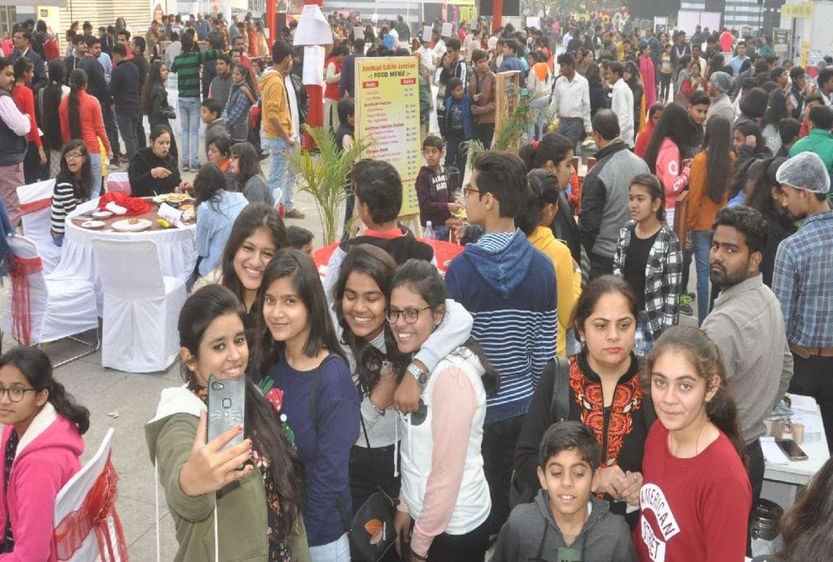 amar ujala and agra carnival celebration at St. Peters College