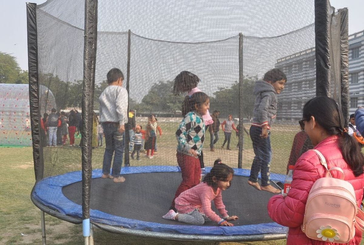 amar ujala and agra carnival celebration at St. Peters College