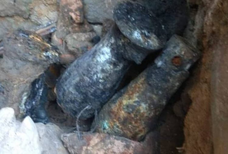 bomb items found in step-well of 200 year old temple in pathankot
