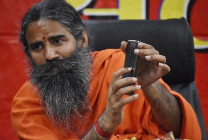 Baba Ramdev from asked funny questions on Facebook Live in meerut