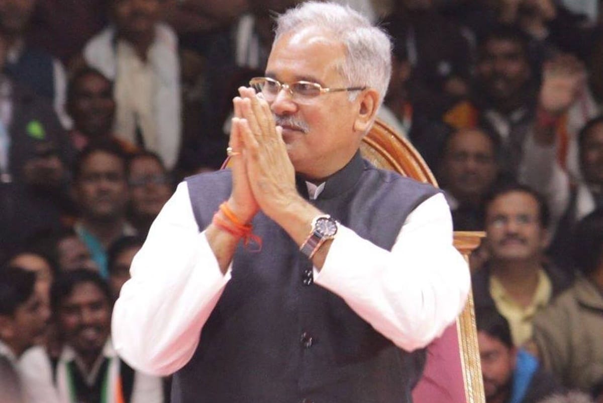 Chhattisgarh: Six lakh mobile phones not distributed of Sky scheme will return to Central Government
