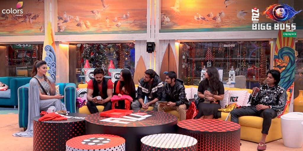 Bigg Boss 12 Urvashi Rautela celebrate Christmas Day with all contestant