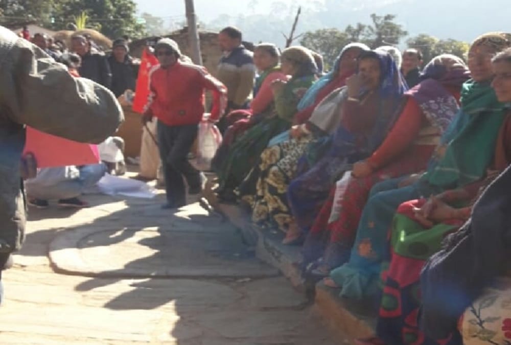 Bahu Fight with leopard for Saving mother in law in almora