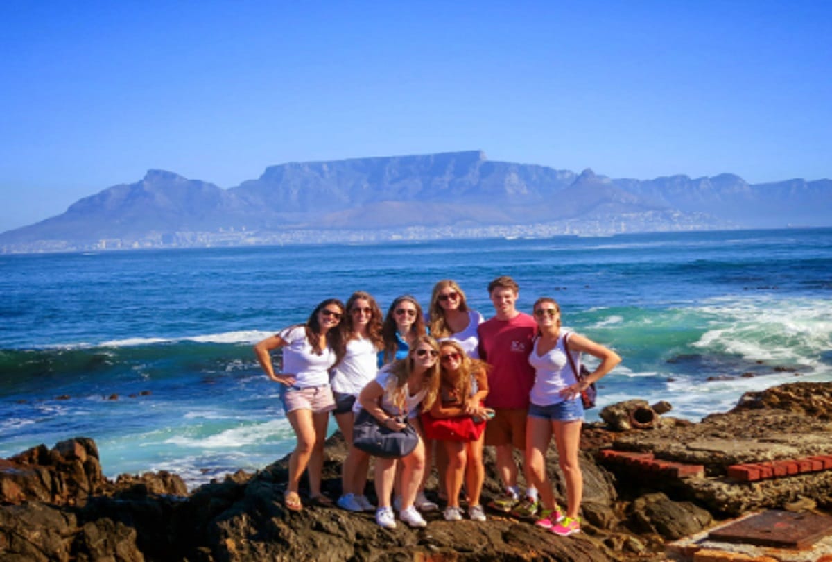 cape town is very beautiful place for holiday destination
