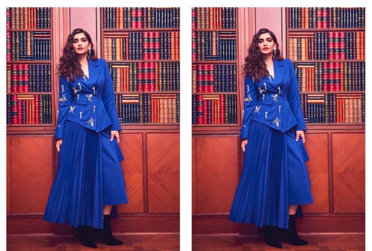 kapil sharma comedy show and sonam kapoor shares pictures of set