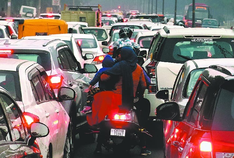 No Traffic Jaam in Chandigarh on Christmas and New Year Nearby Elante Mall