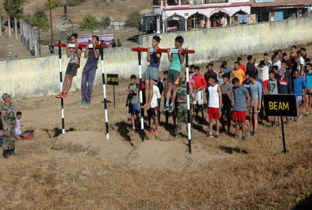 indian army to recruit 2780 soldiers from jammu kashmir,ex-armymen and armymen family get weightage