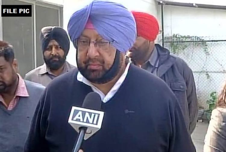 Captain Amrinder Singh Statement on Black Paint on Formar PM Rajiv Gandhi Statue, Sukhbir Badal