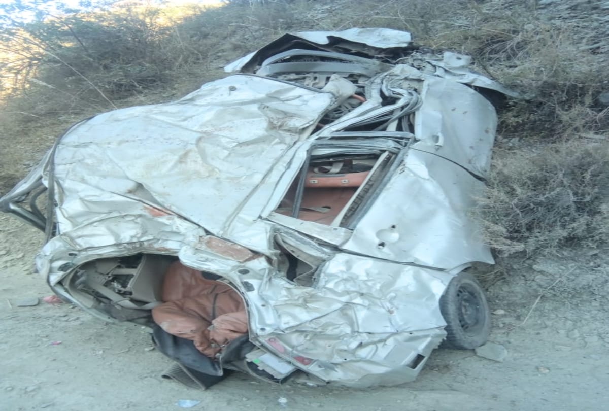 four person died in a car accident at theog shimla