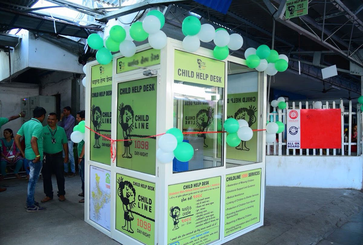 jammu tawi railway station child help desk, 79 lost children met their parents in year 2018