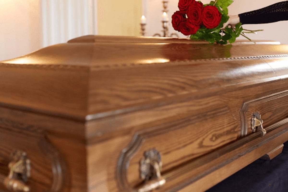 38 year old youth was living with mothers corpse from 18 days