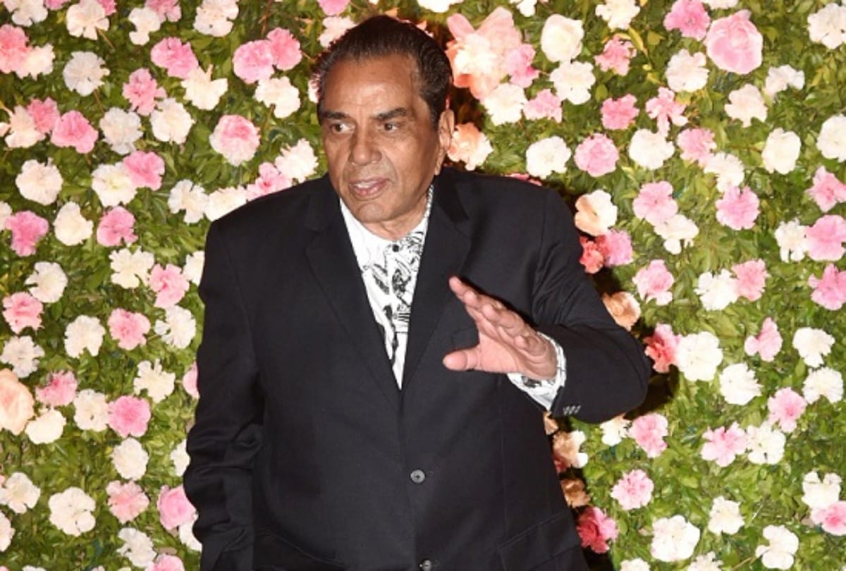 Bollywood Actor Dharmendra Told about First Love and Secret to be Movie Artist