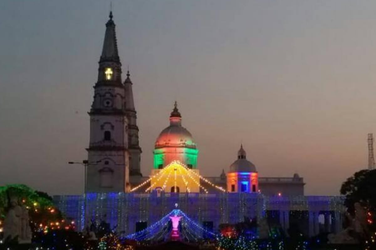 Merry Christmas: everybody wants to come to this beautiful church of Meerut, all wish comes true