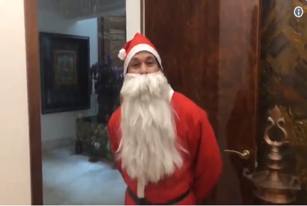 VIDEO: sachin tendulkar celebrate Merry Christmas with young ones at Ashray Child Care Centre