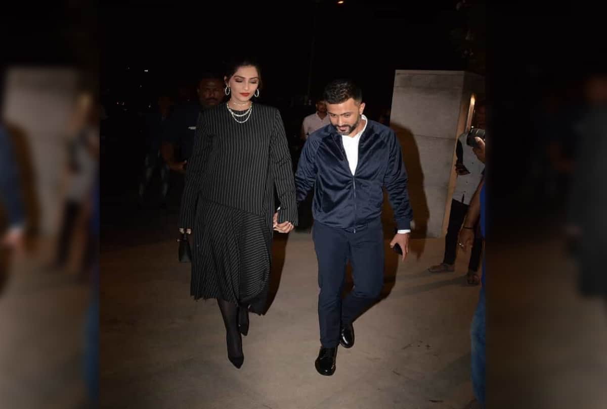 Arjun Kapoor Malaika Arora attend Anil Kapoor birthday bash