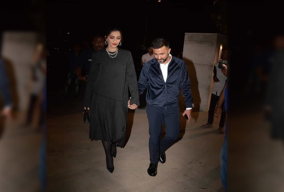 Arjun Kapoor Malaika Arora attend Anil Kapoor birthday bash