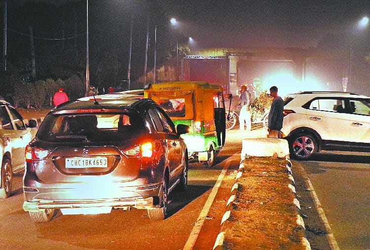 Traffic Police One Way System Near By Elante Mall Chandigarh