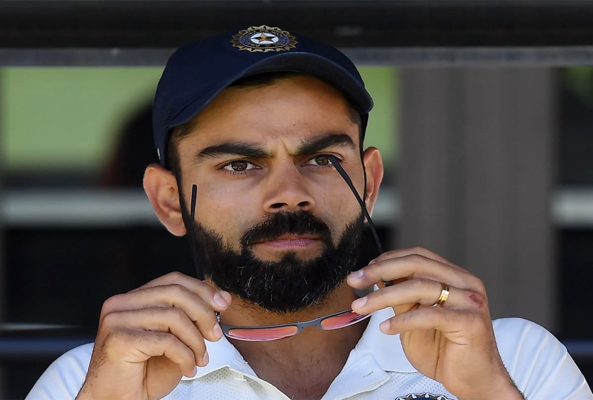 know the secret of Virat Kohli Hand Reading