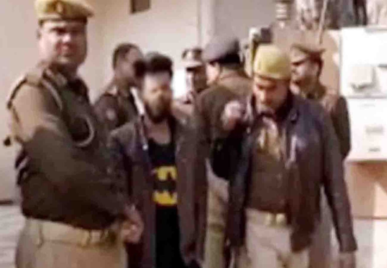 misdeed with police inspector's daughter in Kanpur