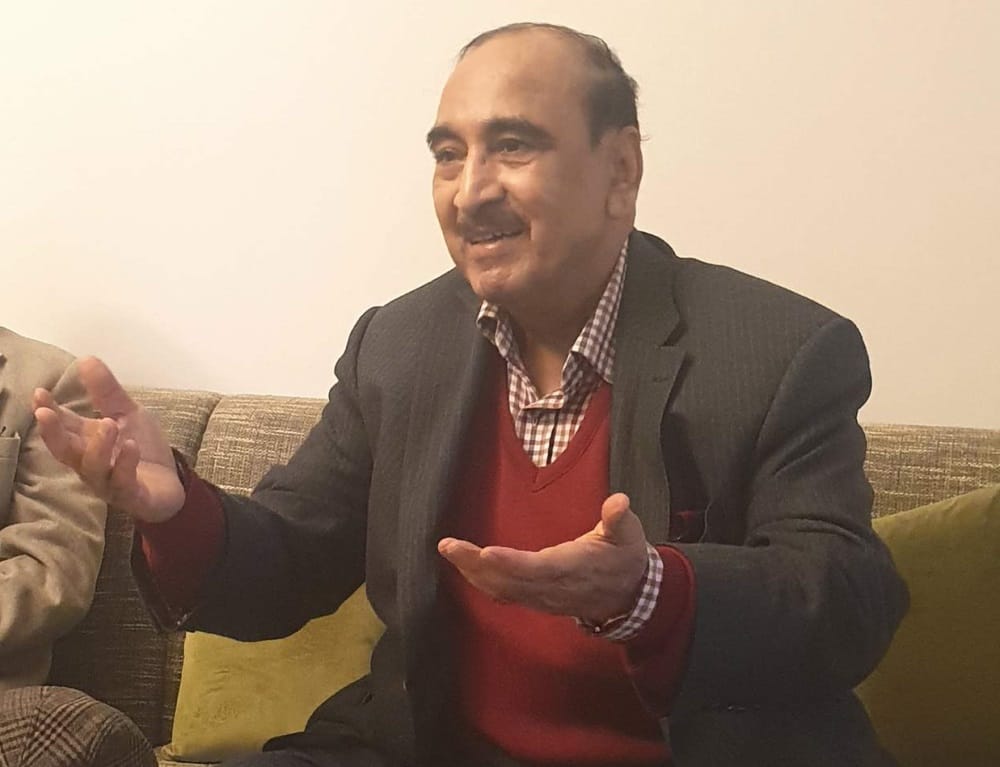 this man give one and half crore rupee to iit roorkee as charity
