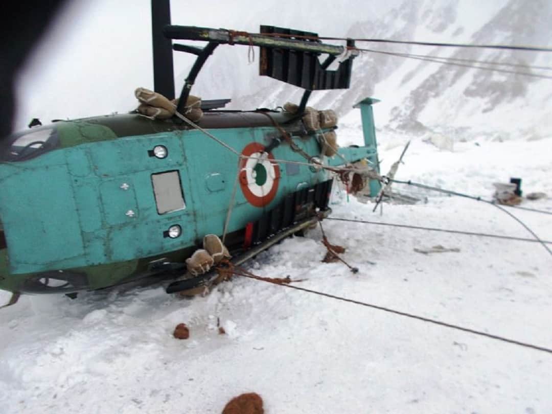 indian army recovered helicopter from siachin glacier create new record