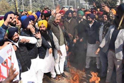 akali dal workers protest in ludhiana in favor of gurdeep gosha