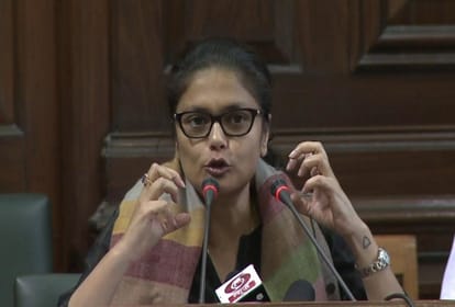 Manipur violence victims mother said to opposition MPs that help me to see the dead body of my son husband