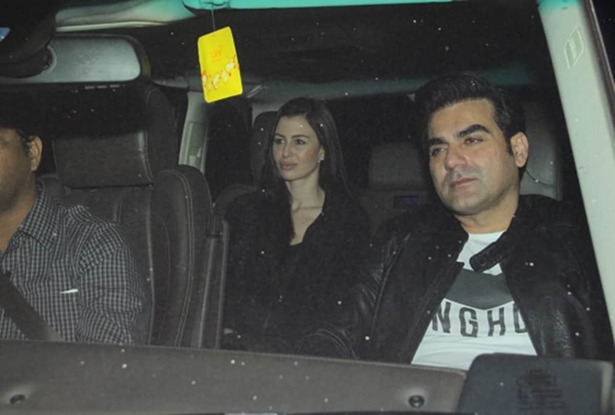 arbaaz khan bank account is nill and kareena shocked