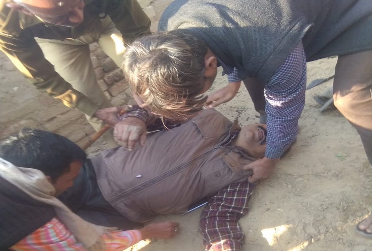 gunmen shot dead constable in Pratapgarh