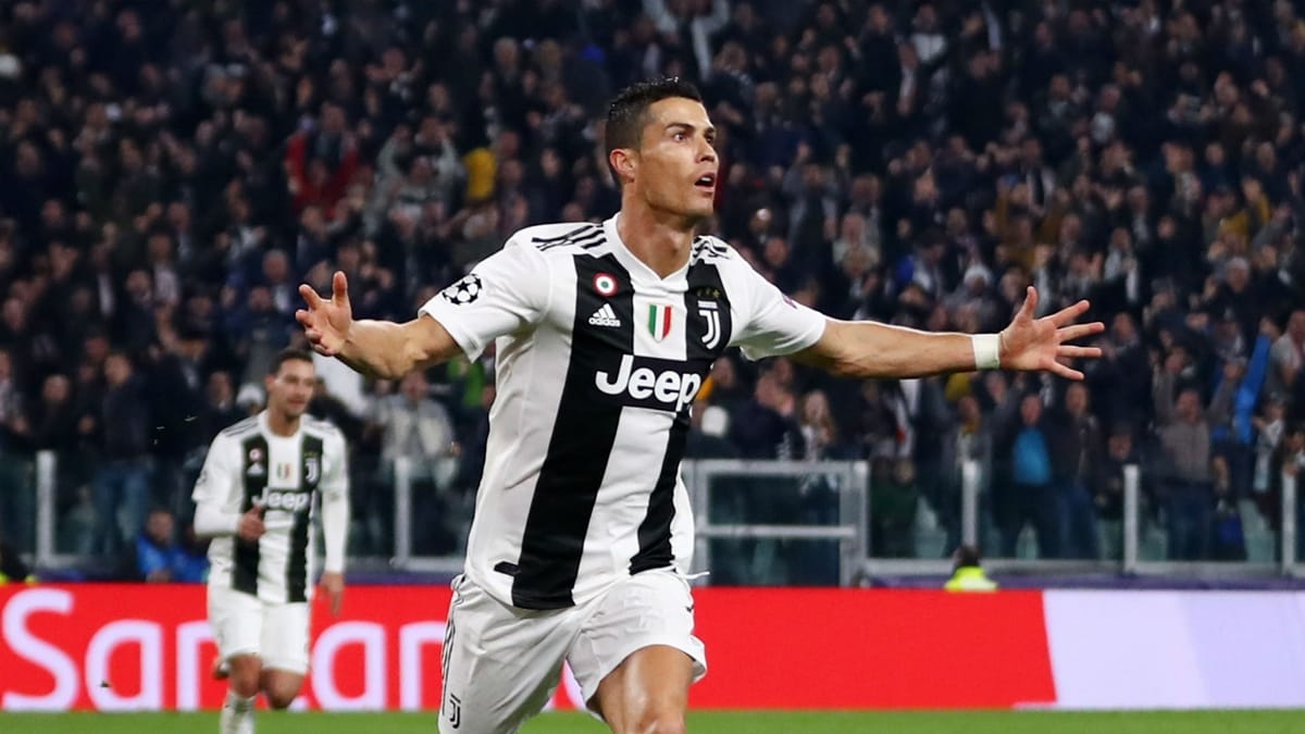 cristiano ronaldo brace helps juventus win against sampdoria