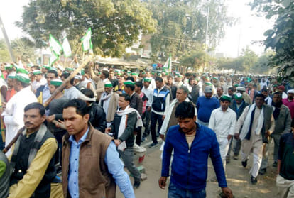 farmers protest against stray animals problem in mathura