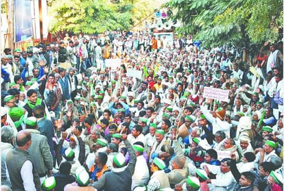 farmers protest against stray animals problem in mathura