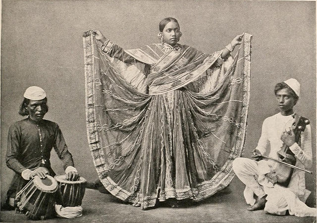 nautch-girl tawaif story of tawaif, kotha and mujra in india