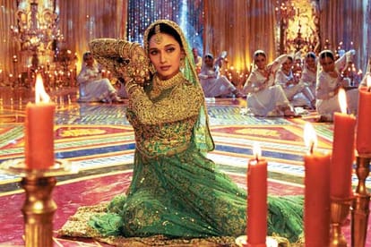 nautch-girl tawaif story of tawaif, kotha and mujra in india